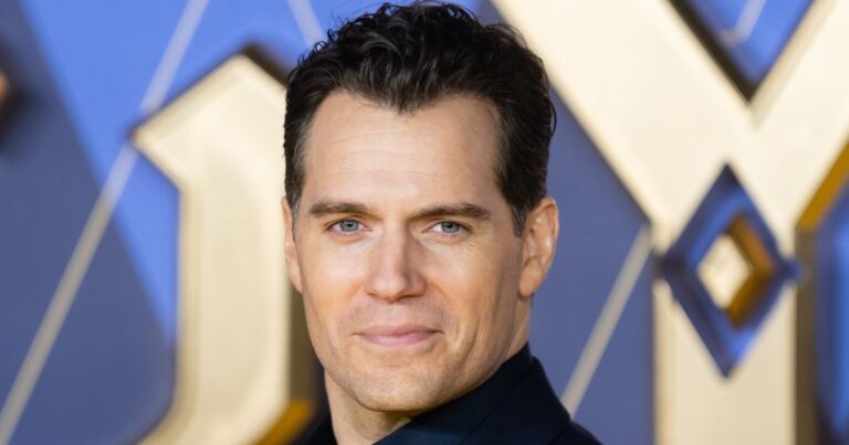 HENRY_CAVILL_PROTAGONISTA_IN_V