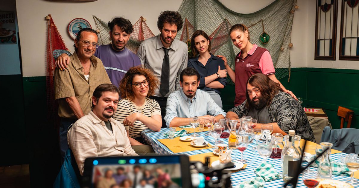 cenaldiclasse_medusafilm_francescomandelli_2-1200x630